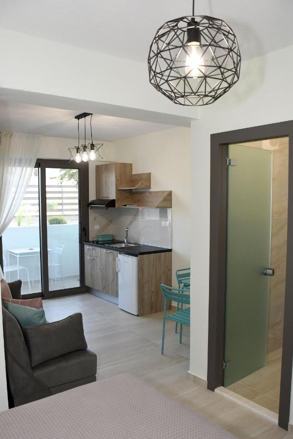 Theano Luxury Suites Nikiti Exteriér fotografie