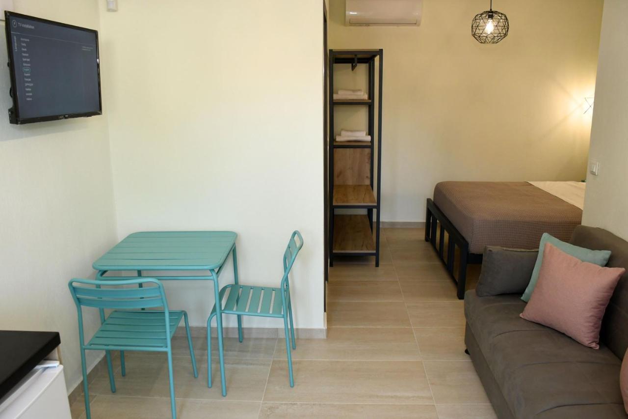 Theano Luxury Suites Nikiti Exteriér fotografie