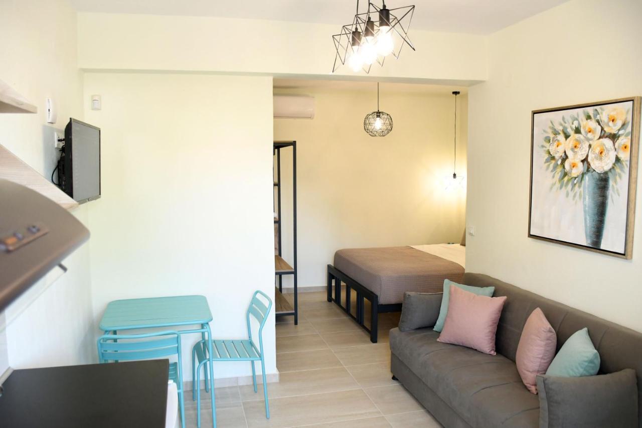 Theano Luxury Suites Nikiti Exteriér fotografie