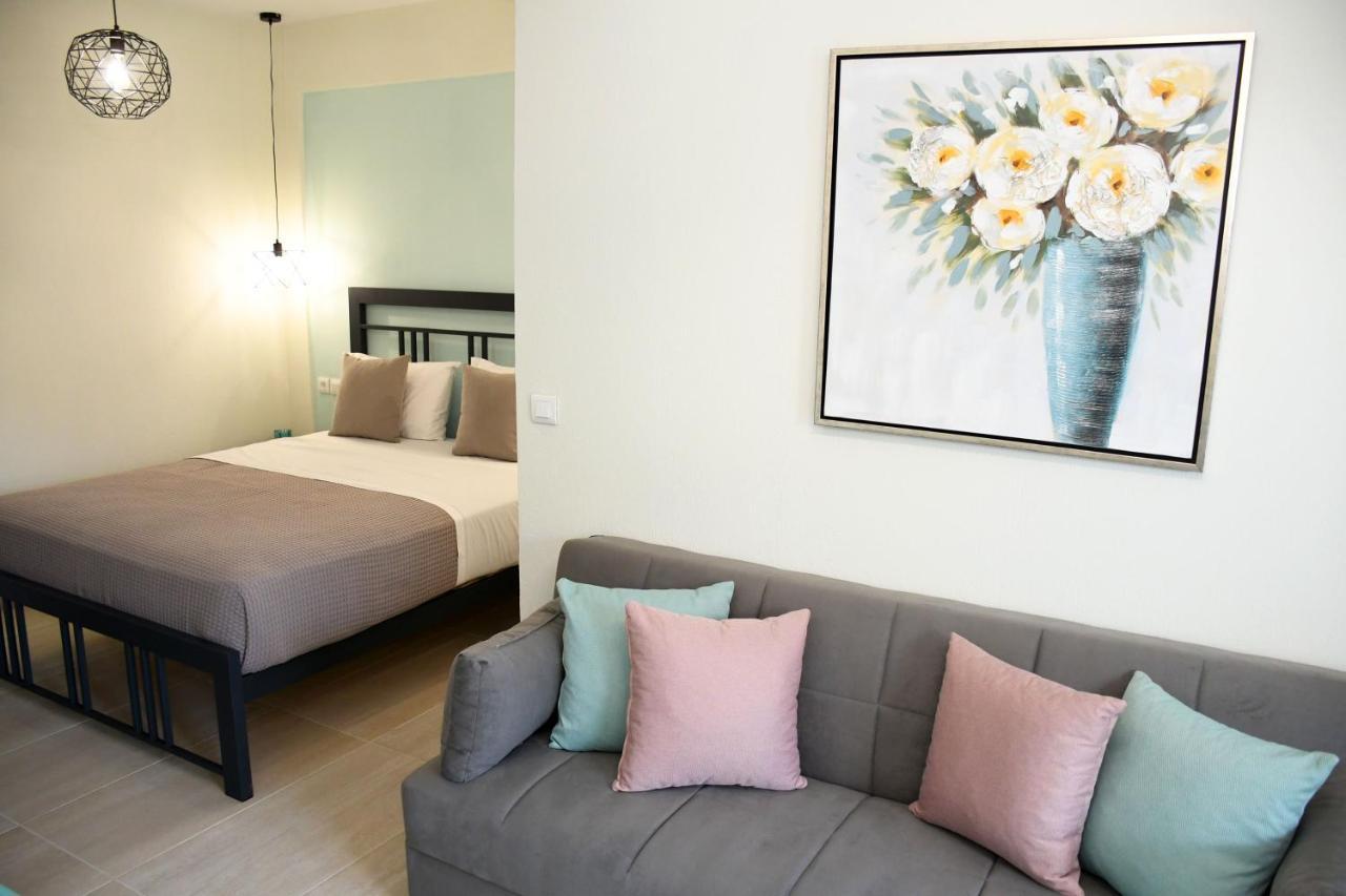Theano Luxury Suites Nikiti Exteriér fotografie